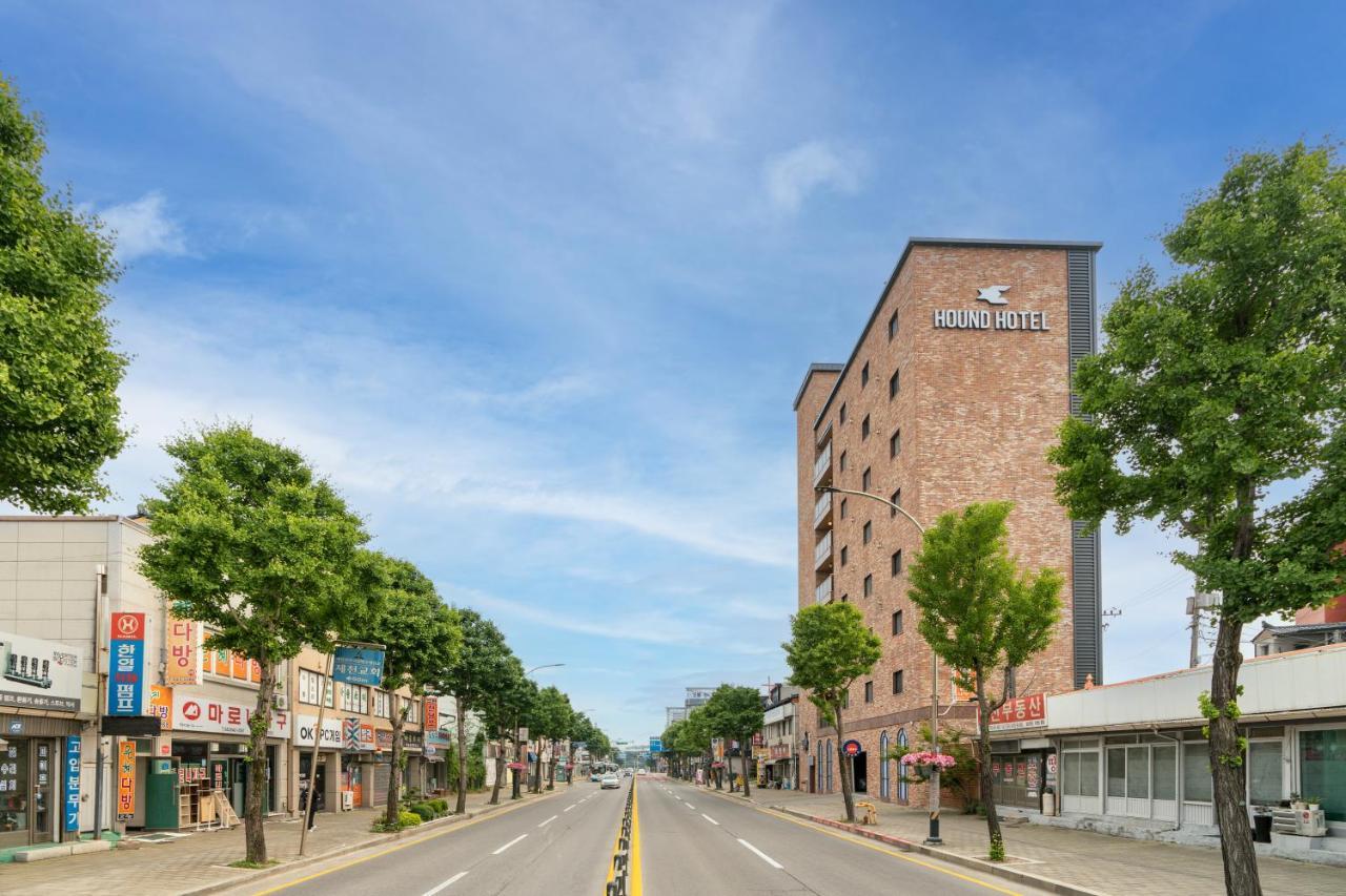 Jecheon Hound Hotel Chech'ŏn Exterior foto